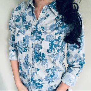 NWT Mossimo Floral Blue Button Down Blouse Top